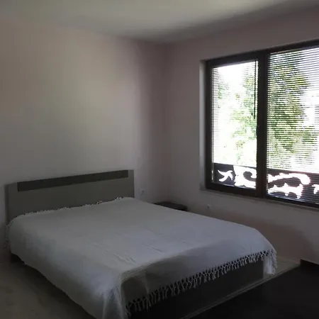 Даела Хаус Apartmán